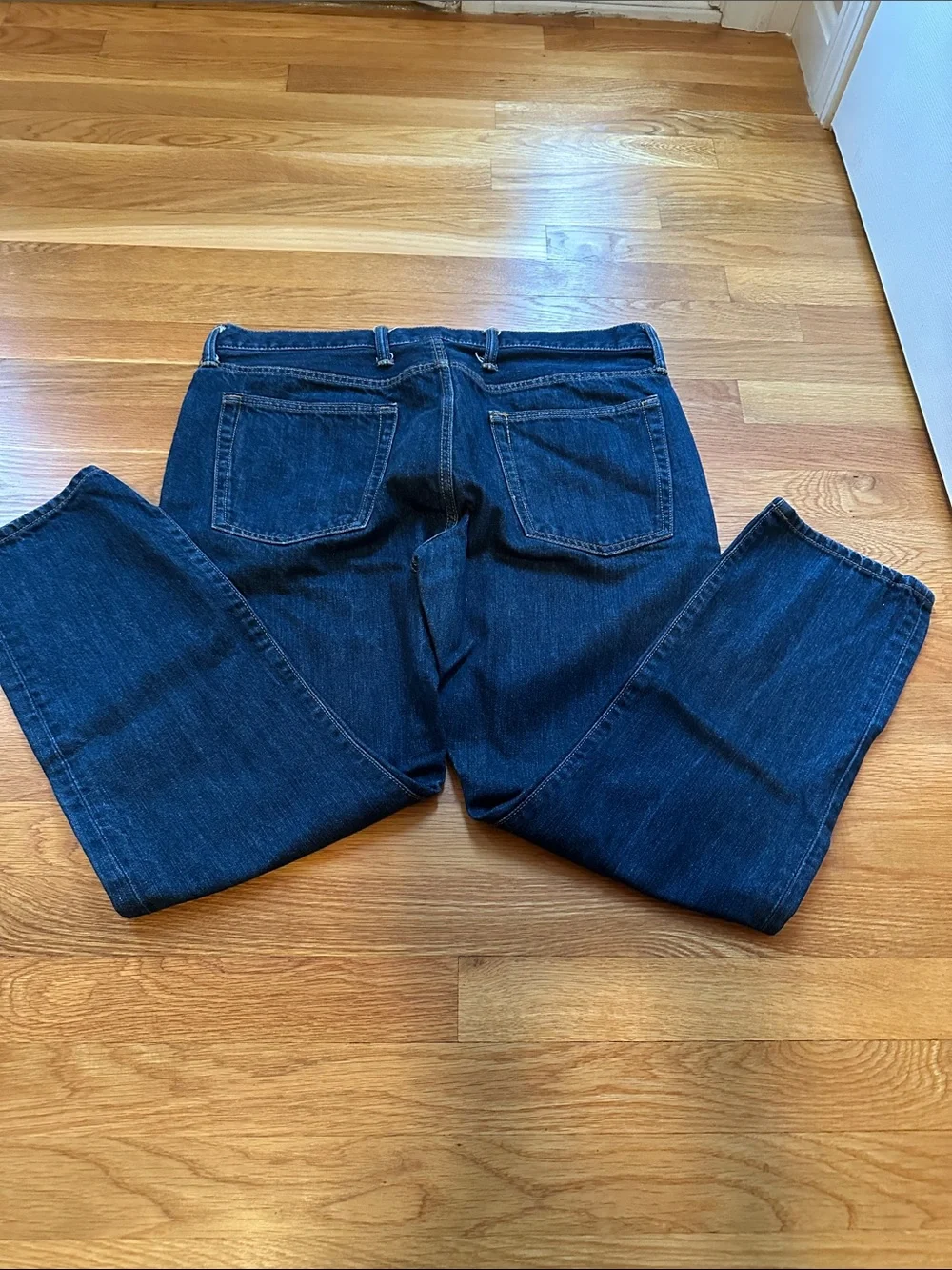 GAP vintage Slim Men’s Dark Blue Denim 36x30 Jeans good condition